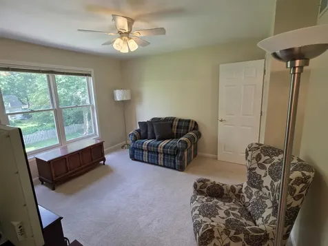 0N045 Underwood Drive Geneva IL 60134