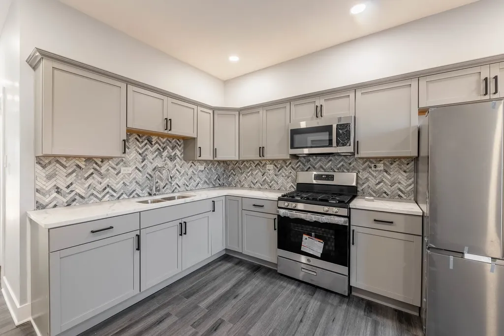 5746 South Paulina Street Chicago IL 60636