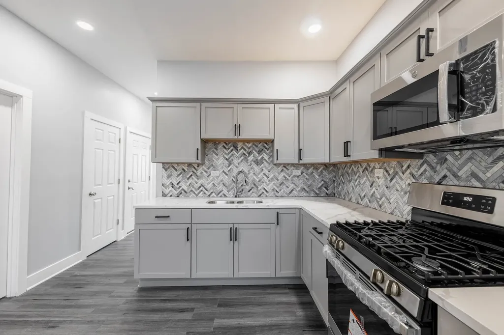 5746 South Paulina Street Chicago IL 60636
