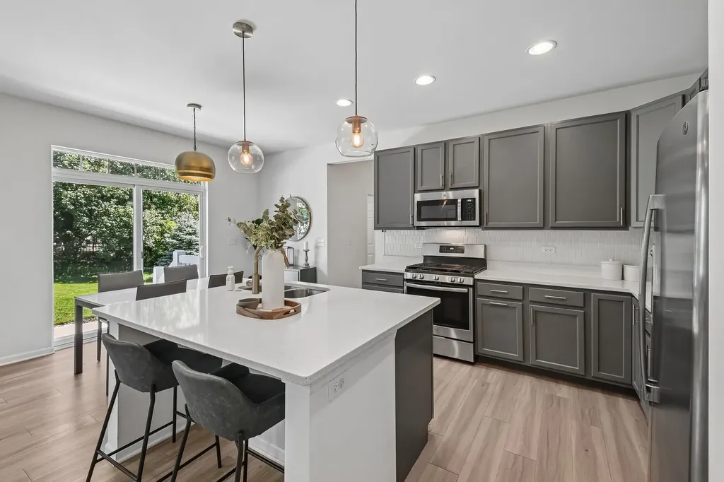 16256 West Wirestem Drive Lockport IL 60441