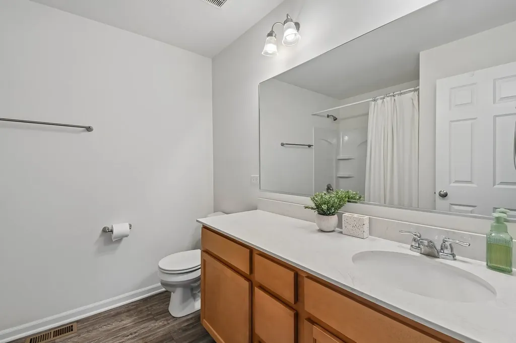 16256 West Wirestem Drive Lockport IL 60441