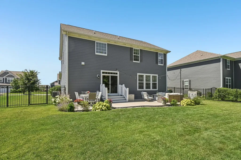 16256 West Wirestem Drive Lockport IL 60441