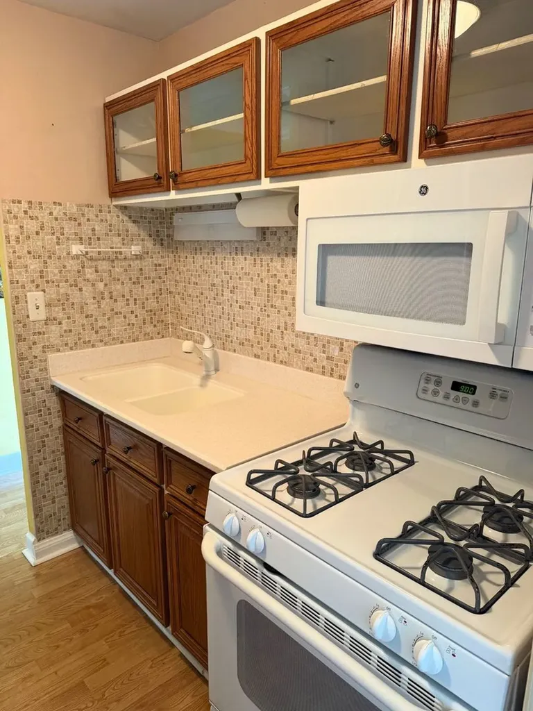 33 North Main Street Lombard IL 60148