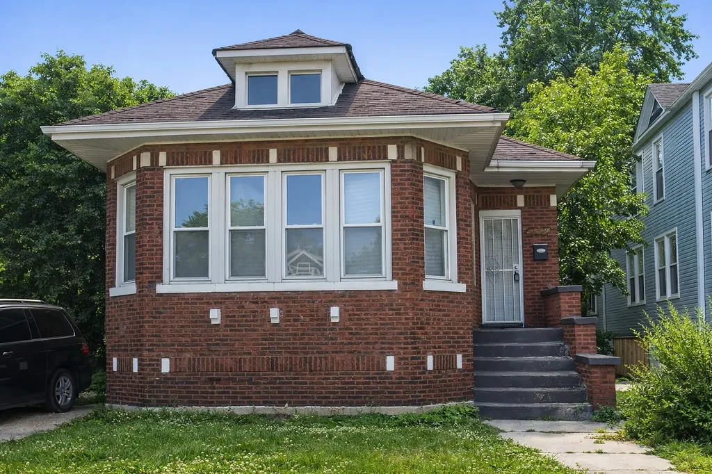 7529 South Emerald Avenue Chicago IL 60620