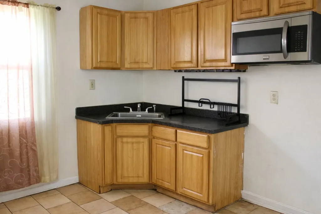 7529 South Emerald Avenue Chicago IL 60620