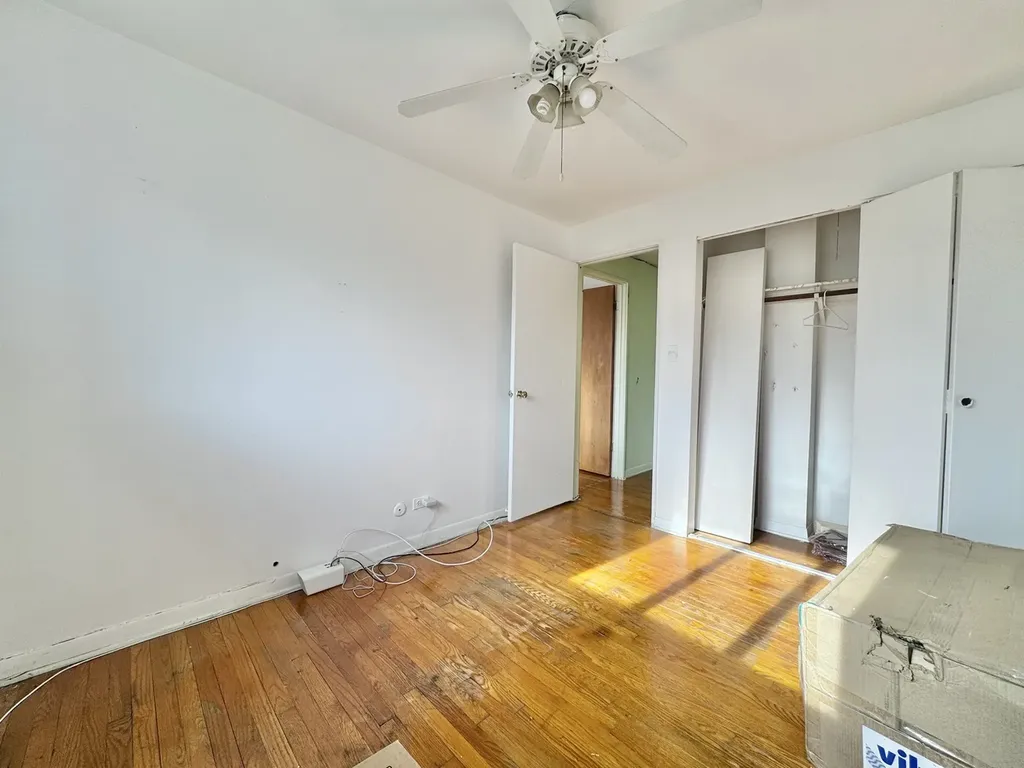 2540 West Jerome Street Chicago IL 60645