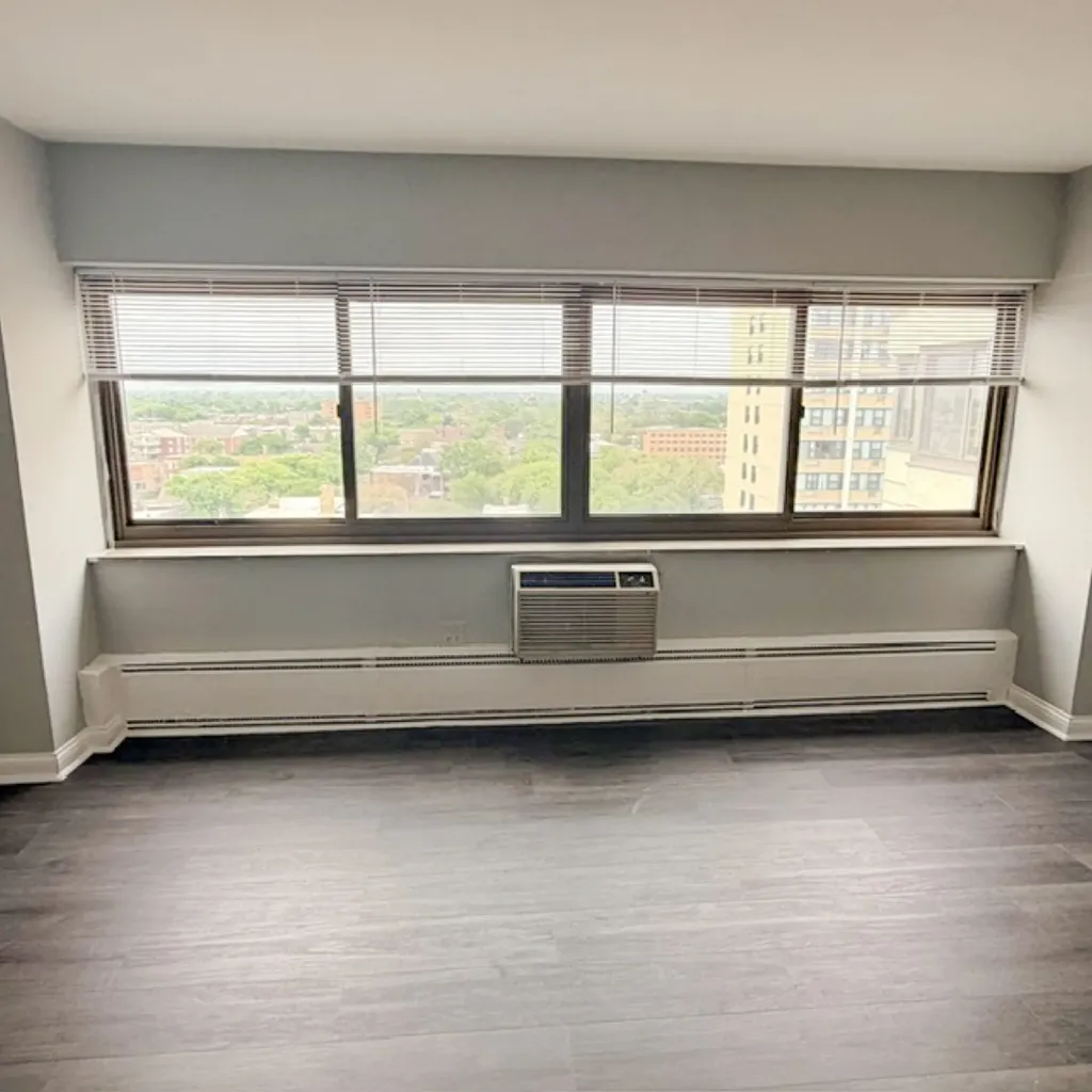 7337 South South Shore Drive Chicago IL 60649