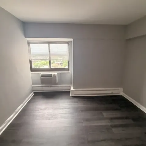 7337 South South Shore Drive Chicago IL 60649