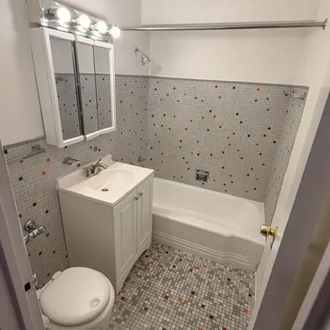7337 South South Shore Drive Chicago IL 60649