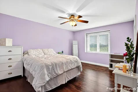 701 Caitlin Court Grayslake IL 60030