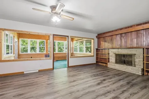 2636 6TH Street East Moline IL 61244