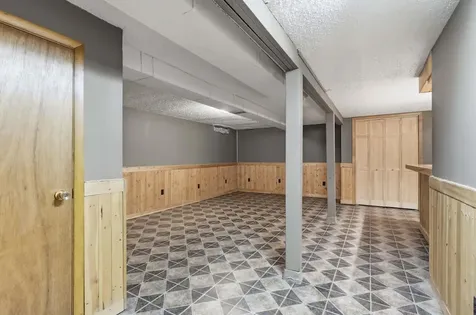 2636 6TH Street East Moline IL 61244