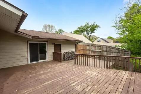 2636 6TH Street East Moline IL 61244