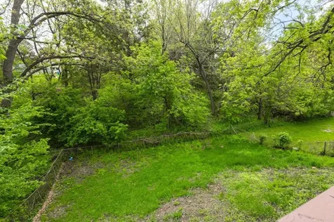 2636 6TH Street East Moline IL 61244