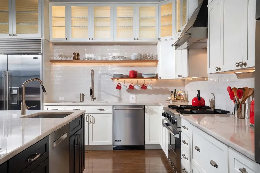 14 North Peoria Street Chicago IL 60607