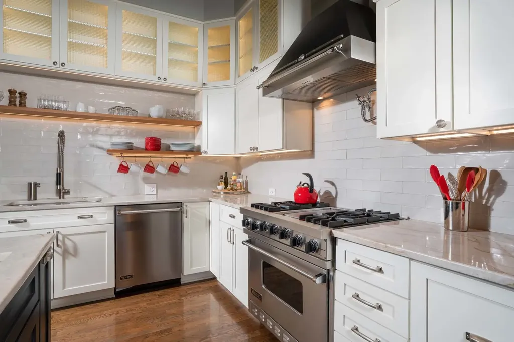 14 North Peoria Street Chicago IL 60607