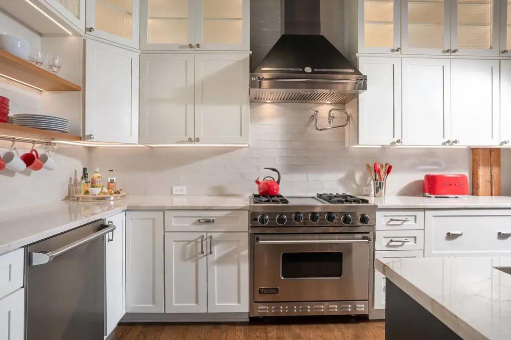 14 North Peoria Street Chicago IL 60607