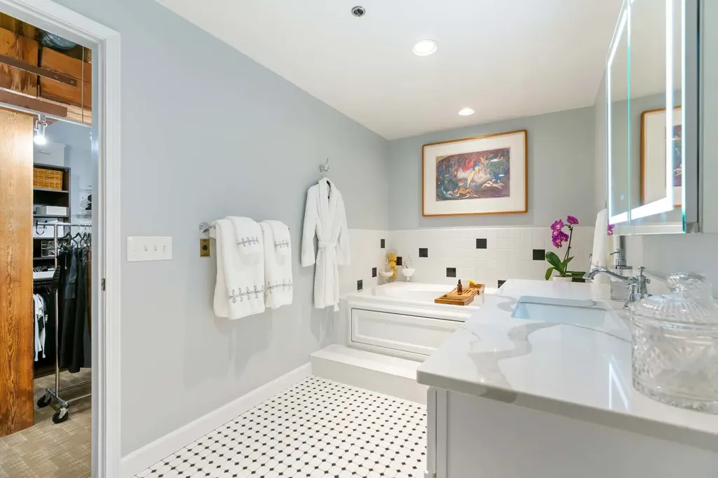 14 North Peoria Street Chicago IL 60607