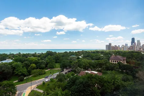 2000 North Lincoln Park West Chicago IL 60614