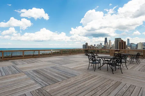 2000 North Lincoln Park West Chicago IL 60614