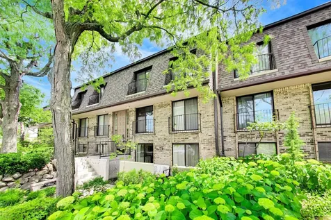 1714 Northfield Square Northfield IL 60093