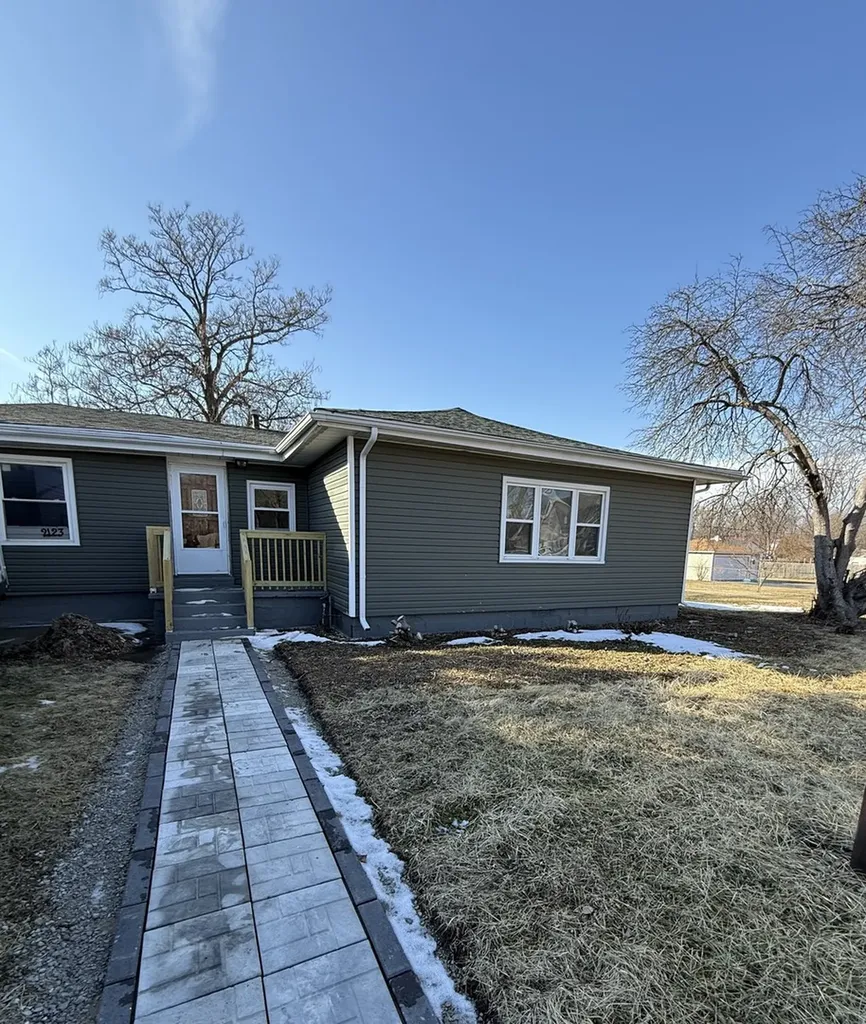 2123 Luther Avenue Lockport IL 60441