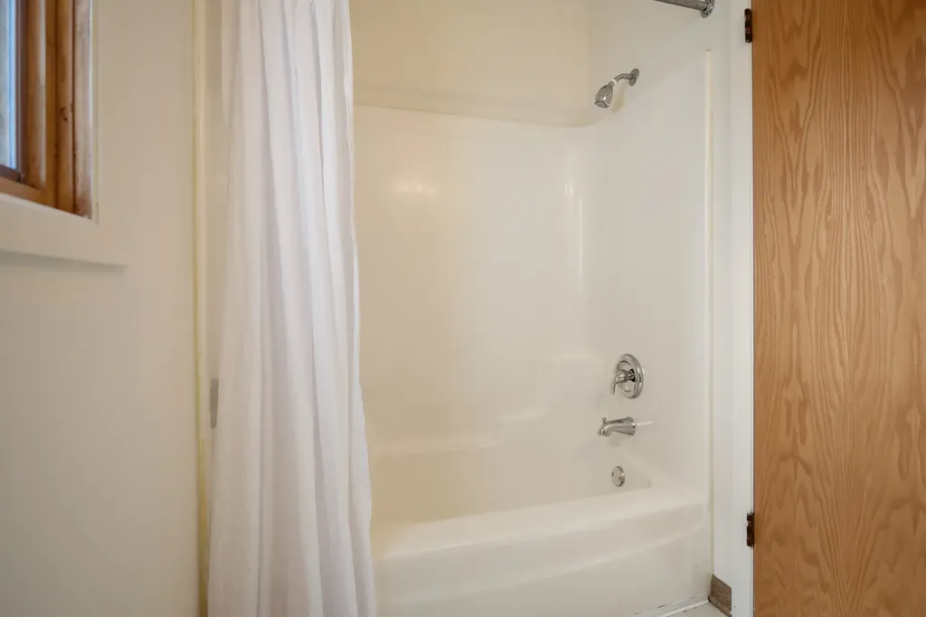 629 Inverness Road Lisle IL 60532