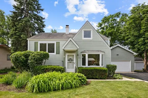 629 Inverness Road Lisle IL 60532