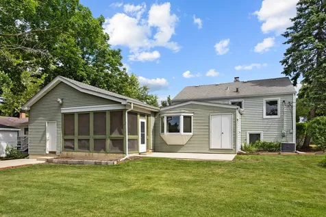 629 Inverness Road Lisle IL 60532