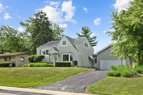 629 Inverness Road Lisle IL 60532