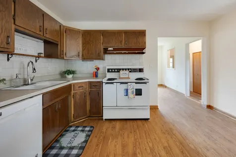 629 Inverness Road Lisle IL 60532