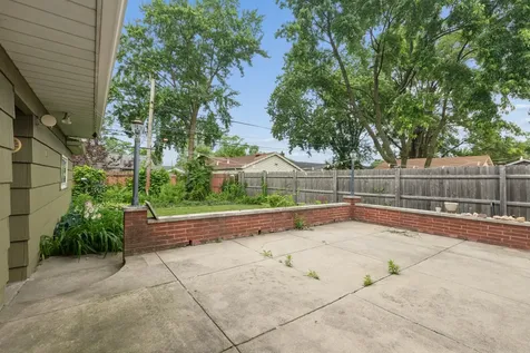 408 Water Street Thornton IL 60476