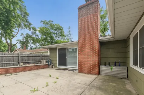 408 Water Street Thornton IL 60476