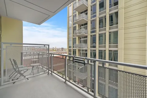 700 North Larrabee Street Chicago IL 60654