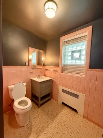 1414 West Farragut Avenue Chicago IL 60640