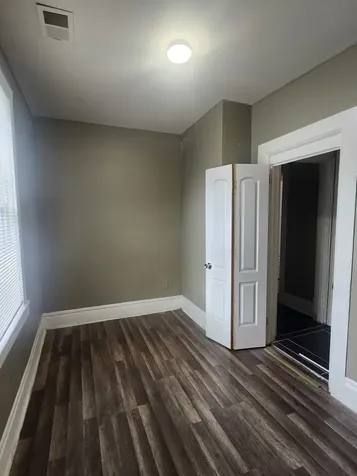 3019 East 80th Street Chicago IL 60617