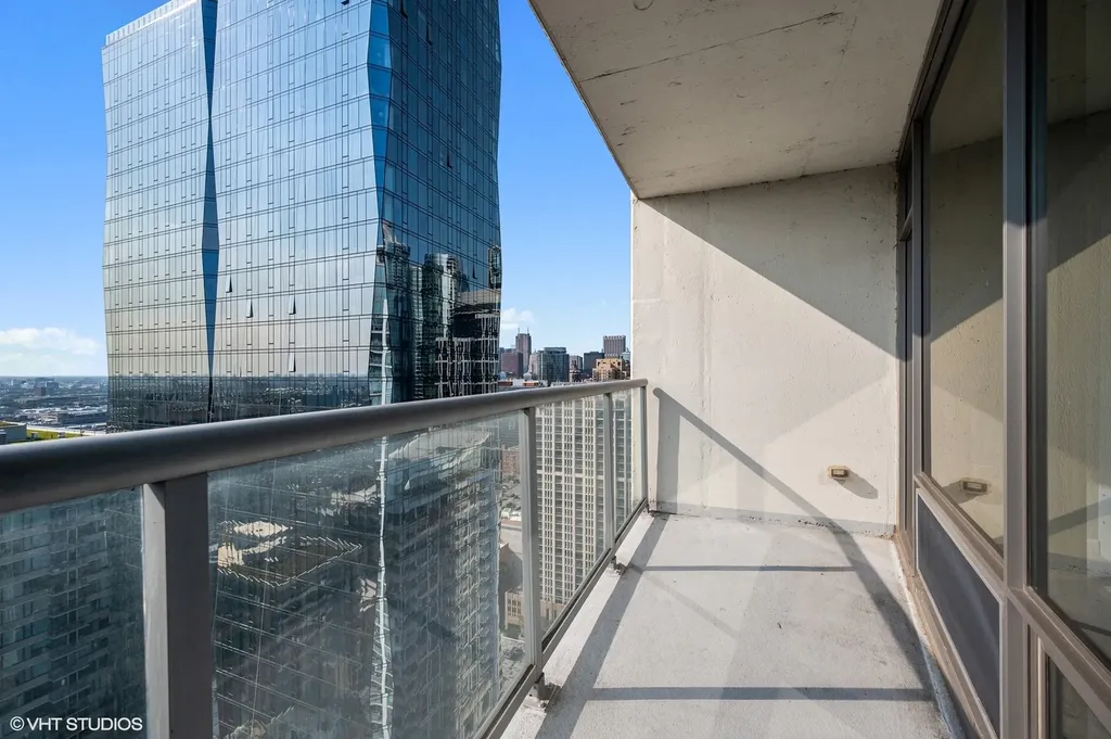 100 East 14th Street Chicago IL 60605