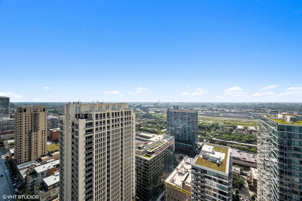 100 East 14th Street Chicago IL 60605