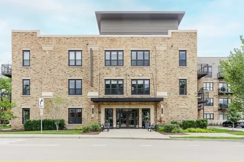101 West Liberty Street Barrington IL 60010