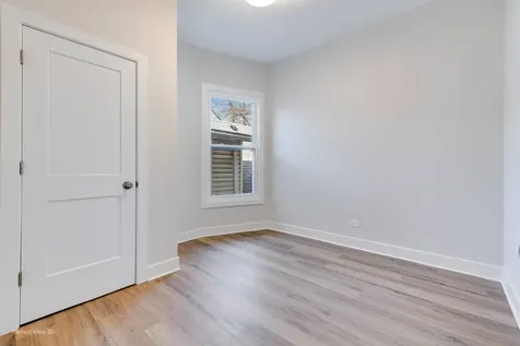 1122 Sherman Avenue Evanston IL 60202