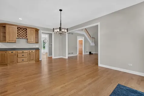 1082 Timber Edge Drive Morris IL 60450
