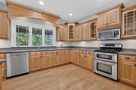 1082 Timber Edge Drive Morris IL 60450