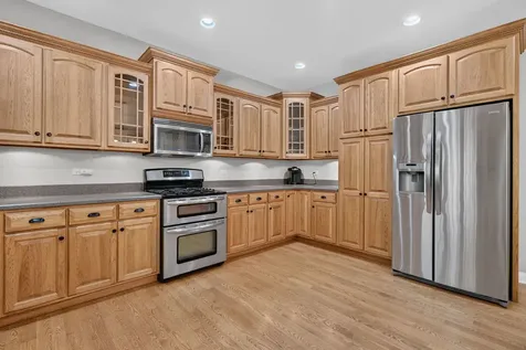 1082 Timber Edge Drive Morris IL 60450