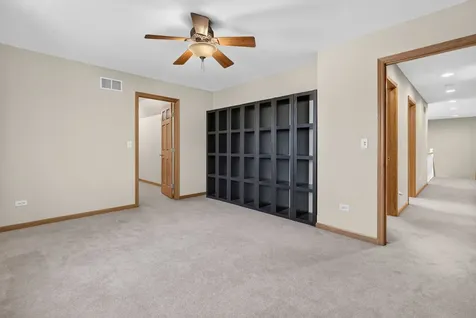1082 Timber Edge Drive Morris IL 60450