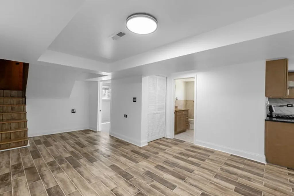 2166 North Moody Avenue Chicago IL 60639