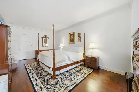 232 East Walton Place Chicago IL 60611