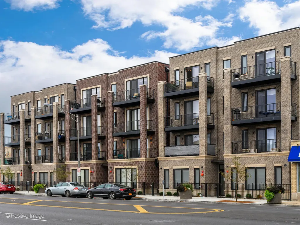 6031 West North Avenue Oak Park IL 60302