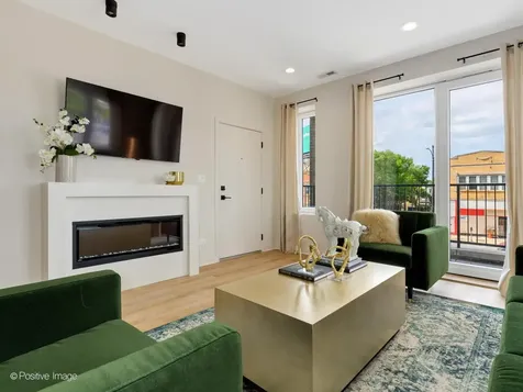 6031 West North Avenue Oak Park IL 60302