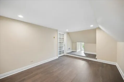 725 Valley Road Glencoe IL 60022