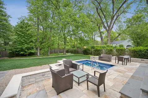 725 Valley Road Glencoe IL 60022